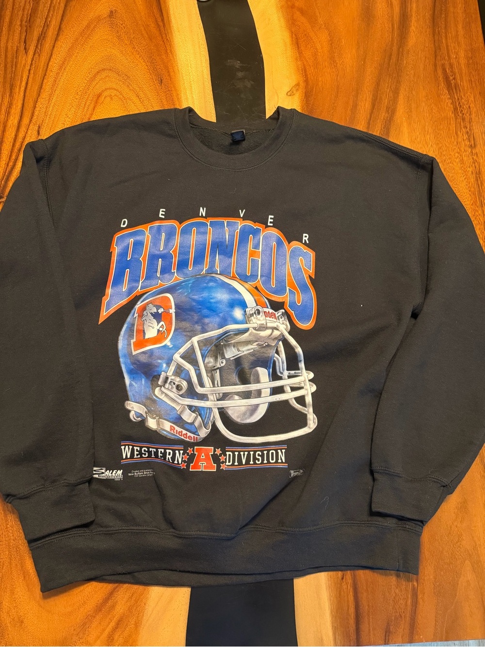 Broncos crewneck sweatshirt